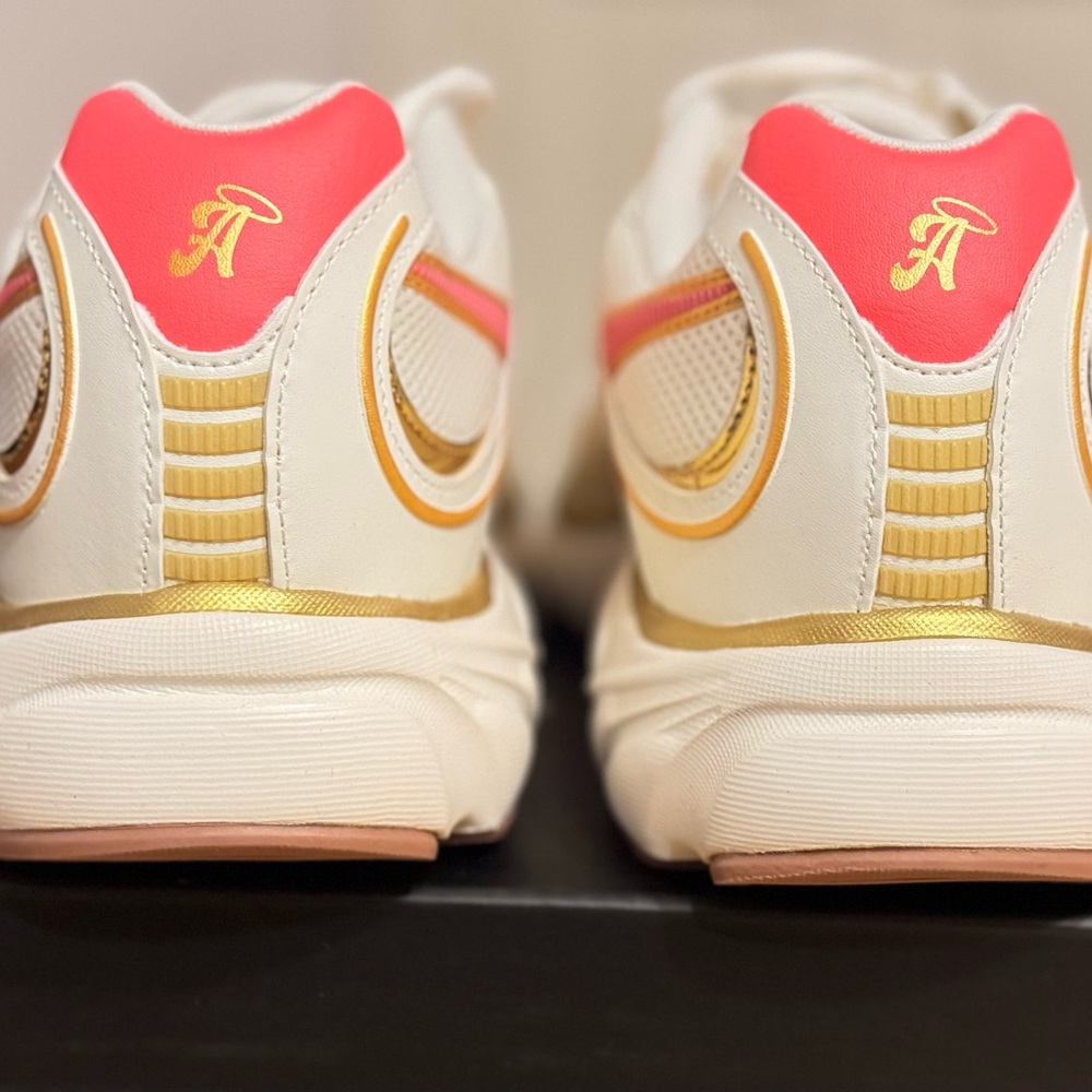WOMEN'S REEBOK PREMIER ROAD PLUS VI RUNNING SHOES - Picture 5 of 16